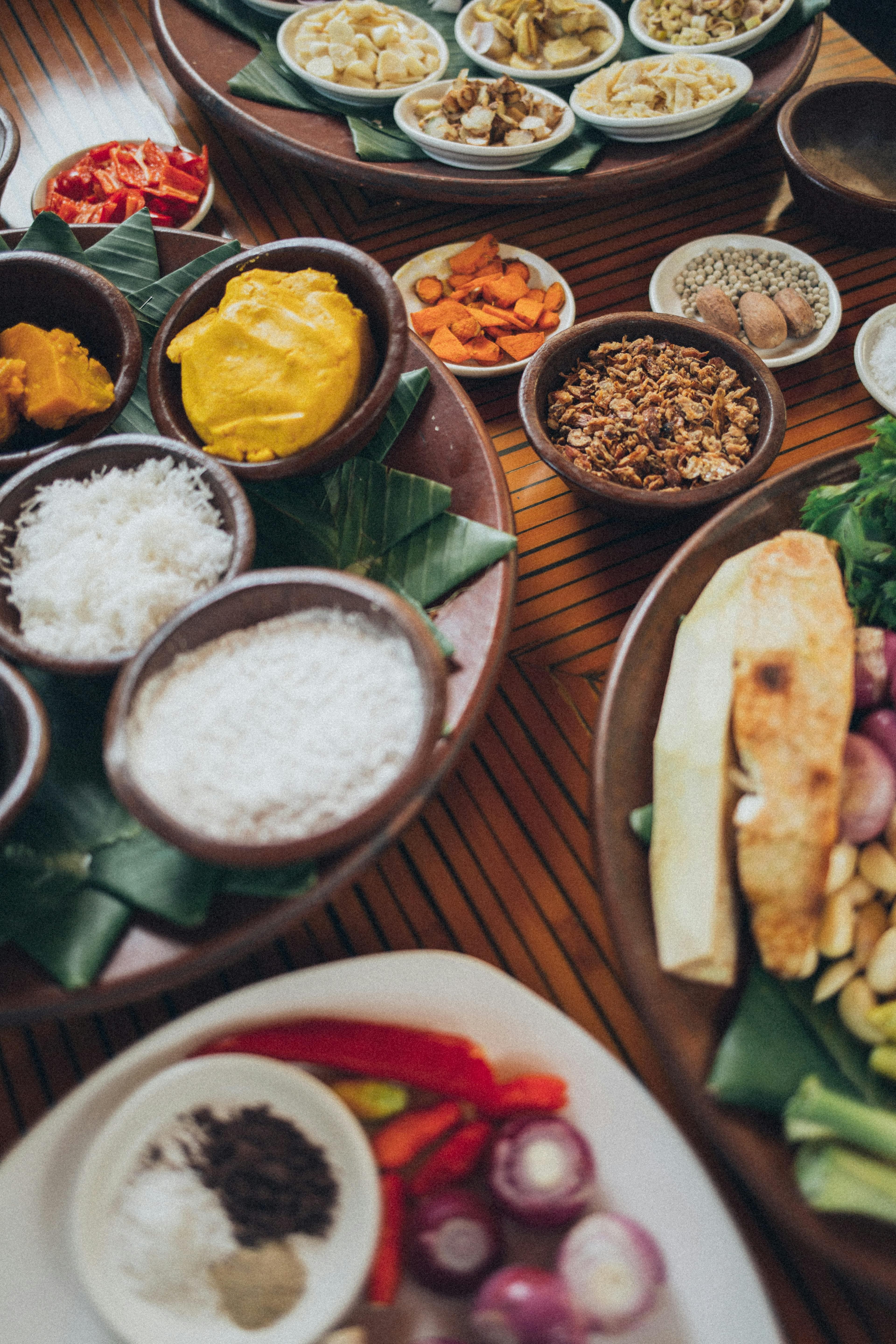 Balinese cooking class traditional Hindu ceremonial spices and temple offerings