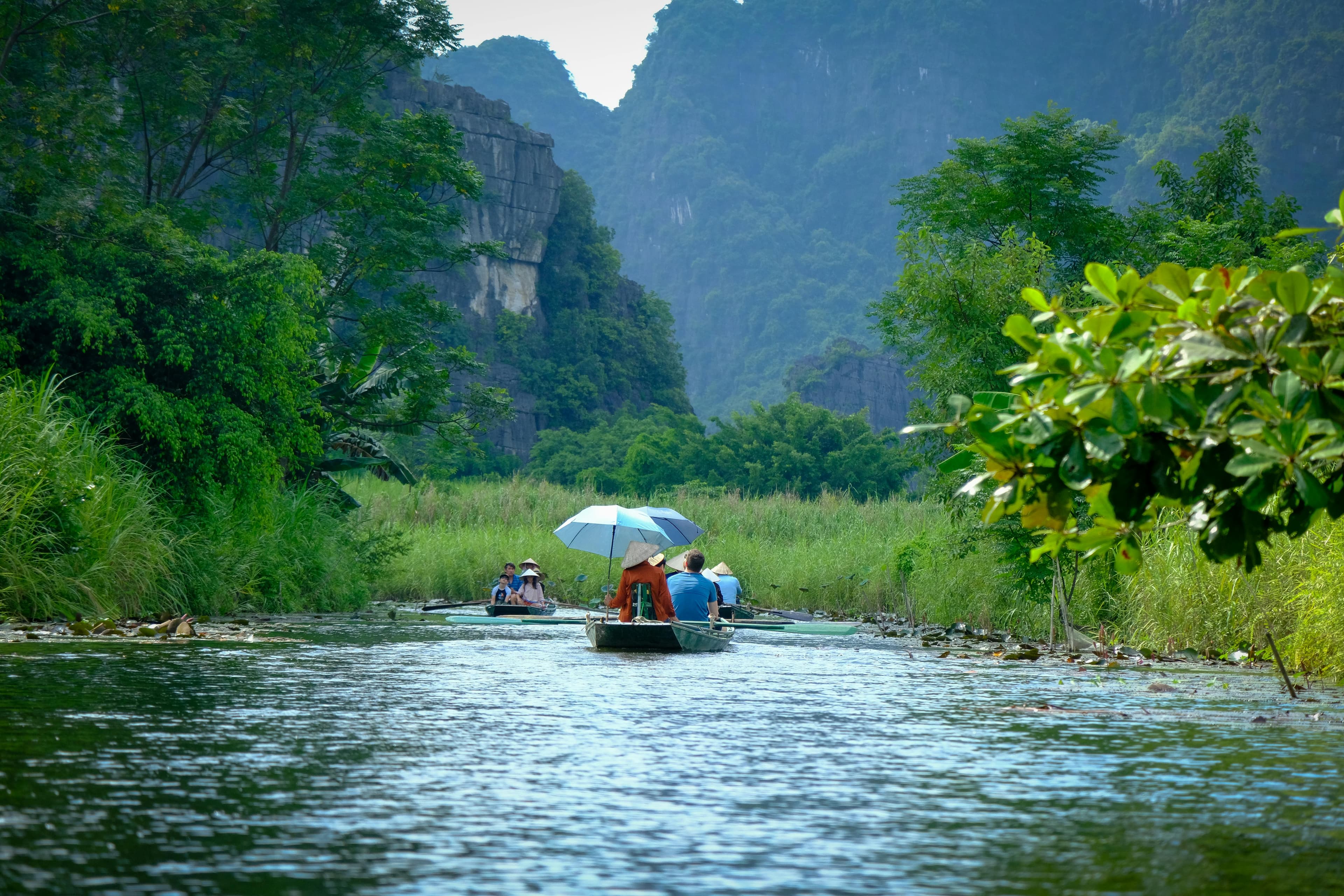 Ninh Binh boat best time visit Vietnam 2026 weather